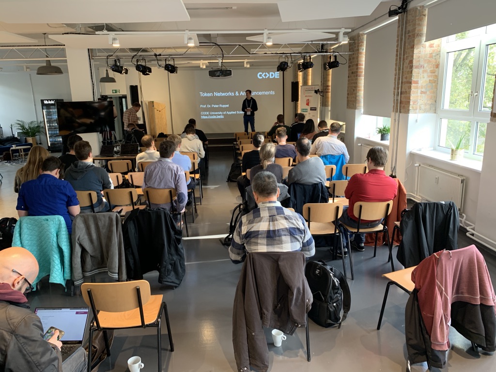 Full audience at BFSCon 2019 — Betahaus Neukölln