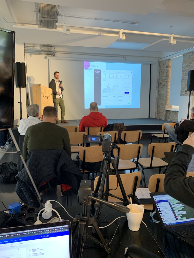 Bloxberg as a Service — decentralized research infrastructure